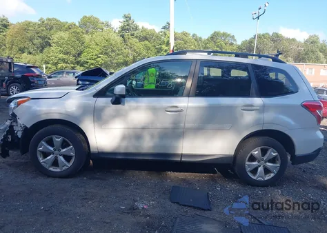 2016 Subaru Forester 2.5I Premium из США, поврежденный, VIN JF2SJADC1GH520415